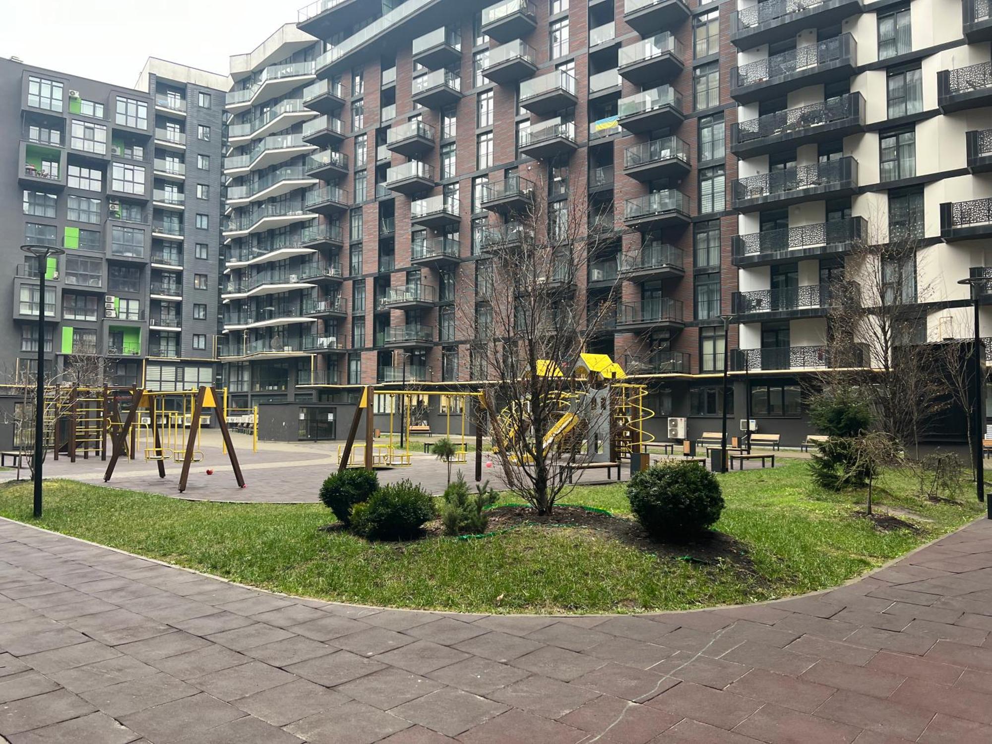 Apartments Vip Avalon Λβιβ Εξωτερικό φωτογραφία
