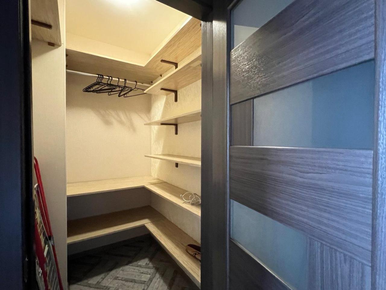 Apartments Vip Avalon Λβιβ Εξωτερικό φωτογραφία