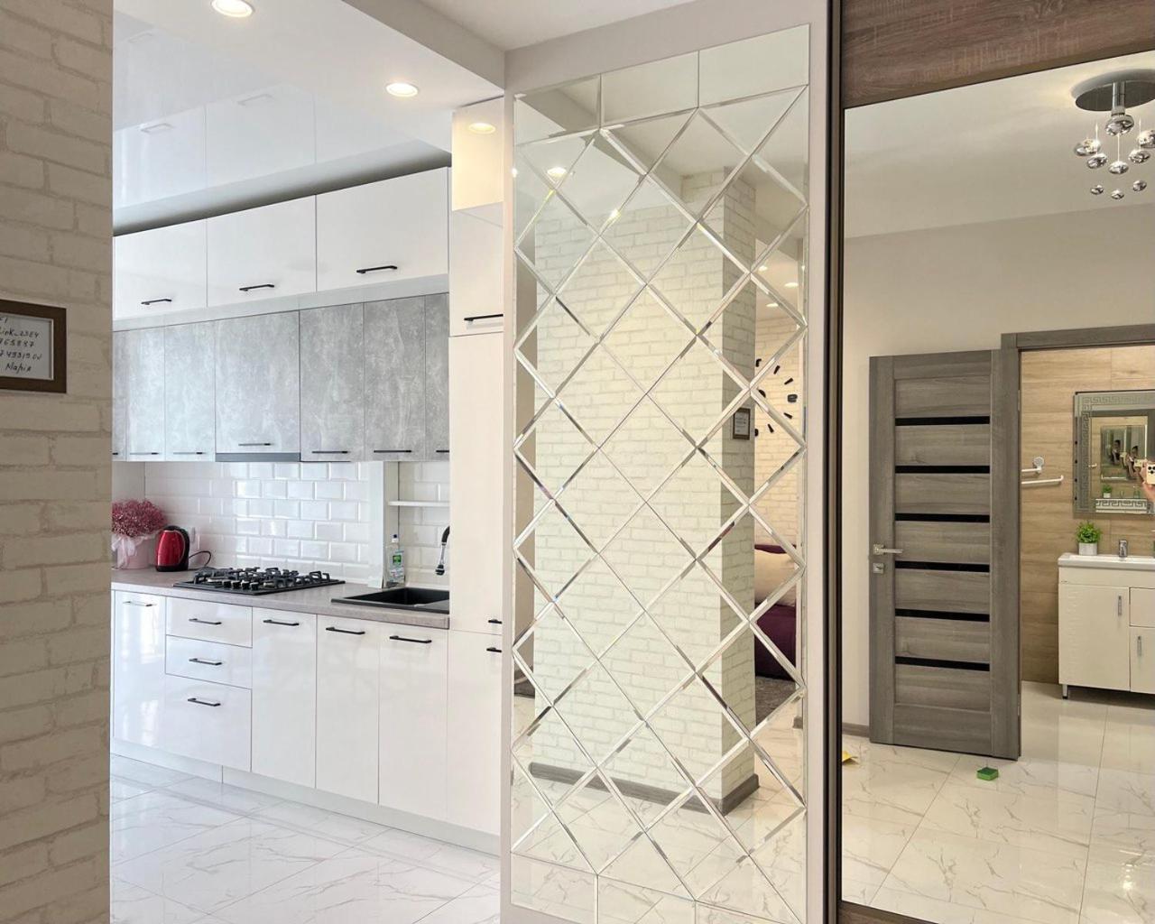 Apartments Vip Avalon Λβιβ Εξωτερικό φωτογραφία