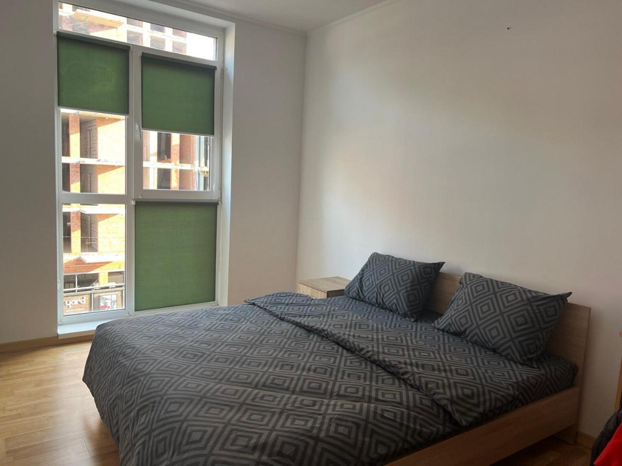 Apartments Vip Avalon Λβιβ Εξωτερικό φωτογραφία