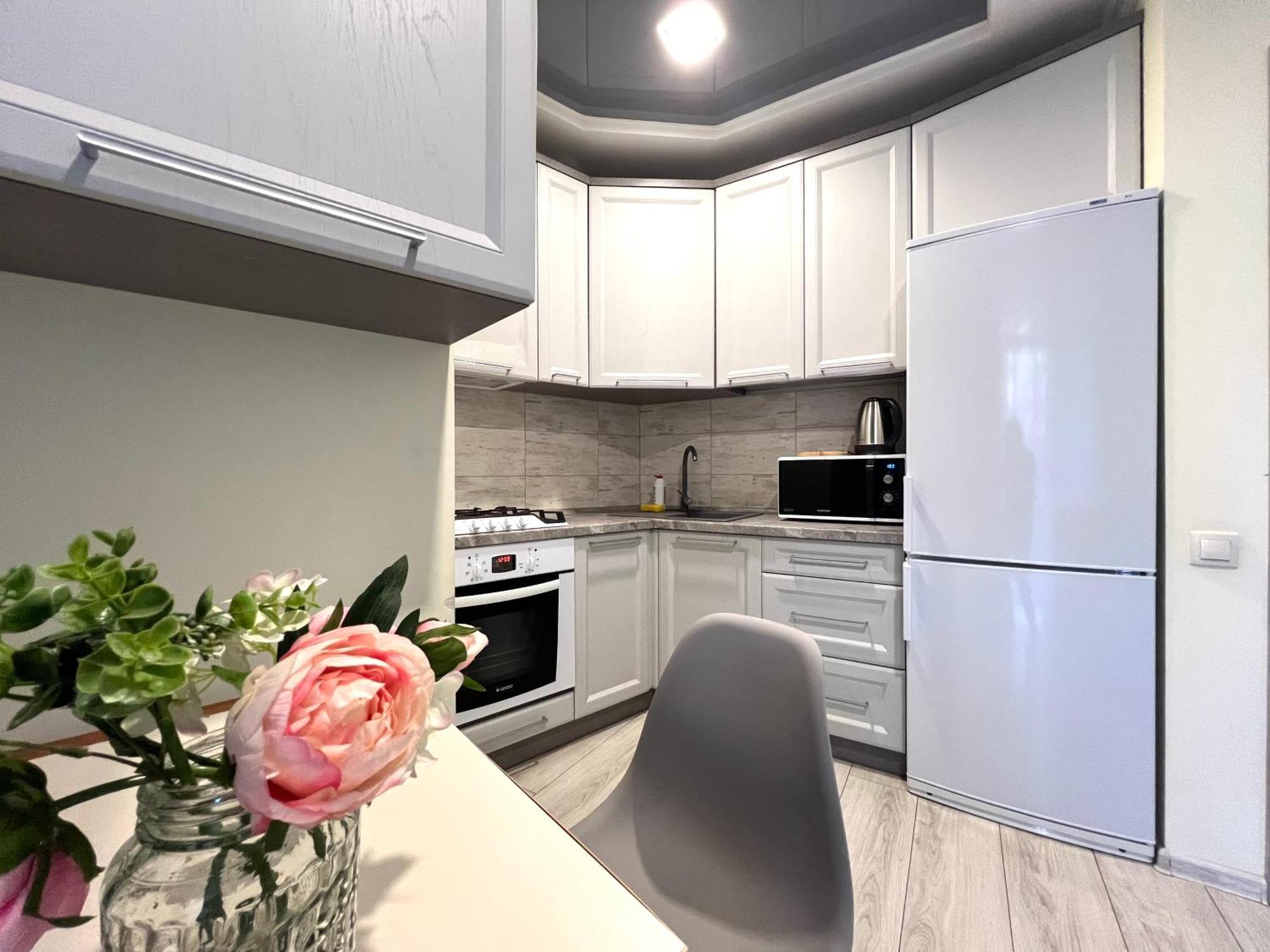 Apartments Vip Avalon Λβιβ Εξωτερικό φωτογραφία